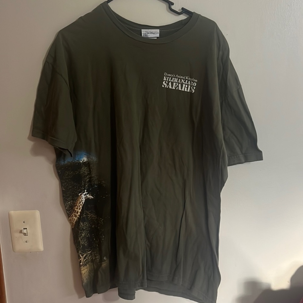 Disney Animal Kingdom 2XL tshirt green